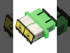 Μεταλλικό κλείστρο Οπτικό προσαρμογέα ινών SC/APC προς SC/APC Simplex Duplex OS2 με μονό τρόπο με φλέβα