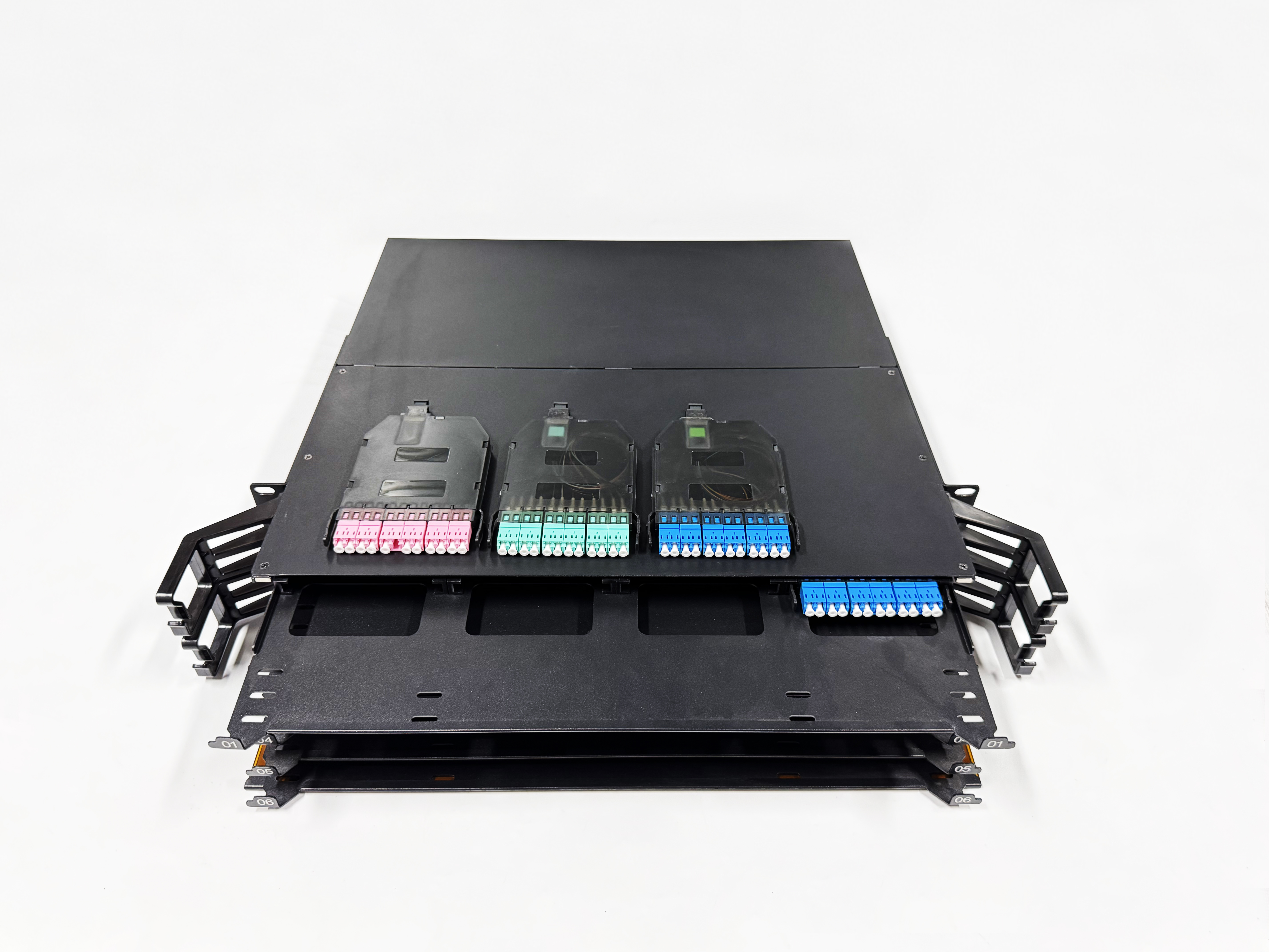 Τελευταία εταιρικά blogs για Τι είναι ένα MPO Patch Panel;